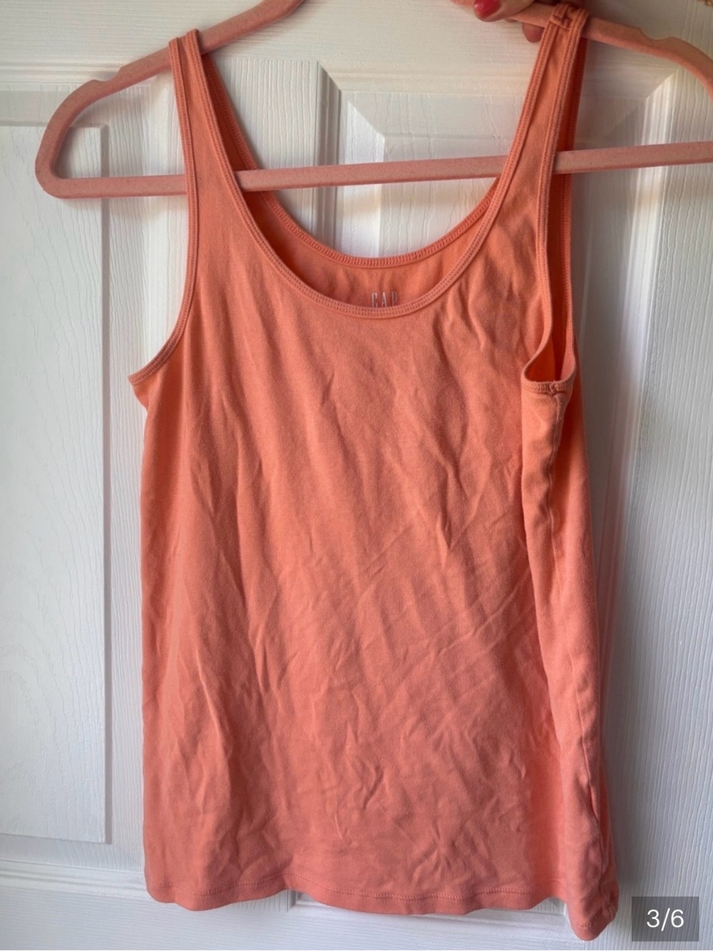 GAP BUNDLE - Sage Utility Shorts + Coral Tank Outfit Bundle | Size 4/Medium - Picture 3 of 8
